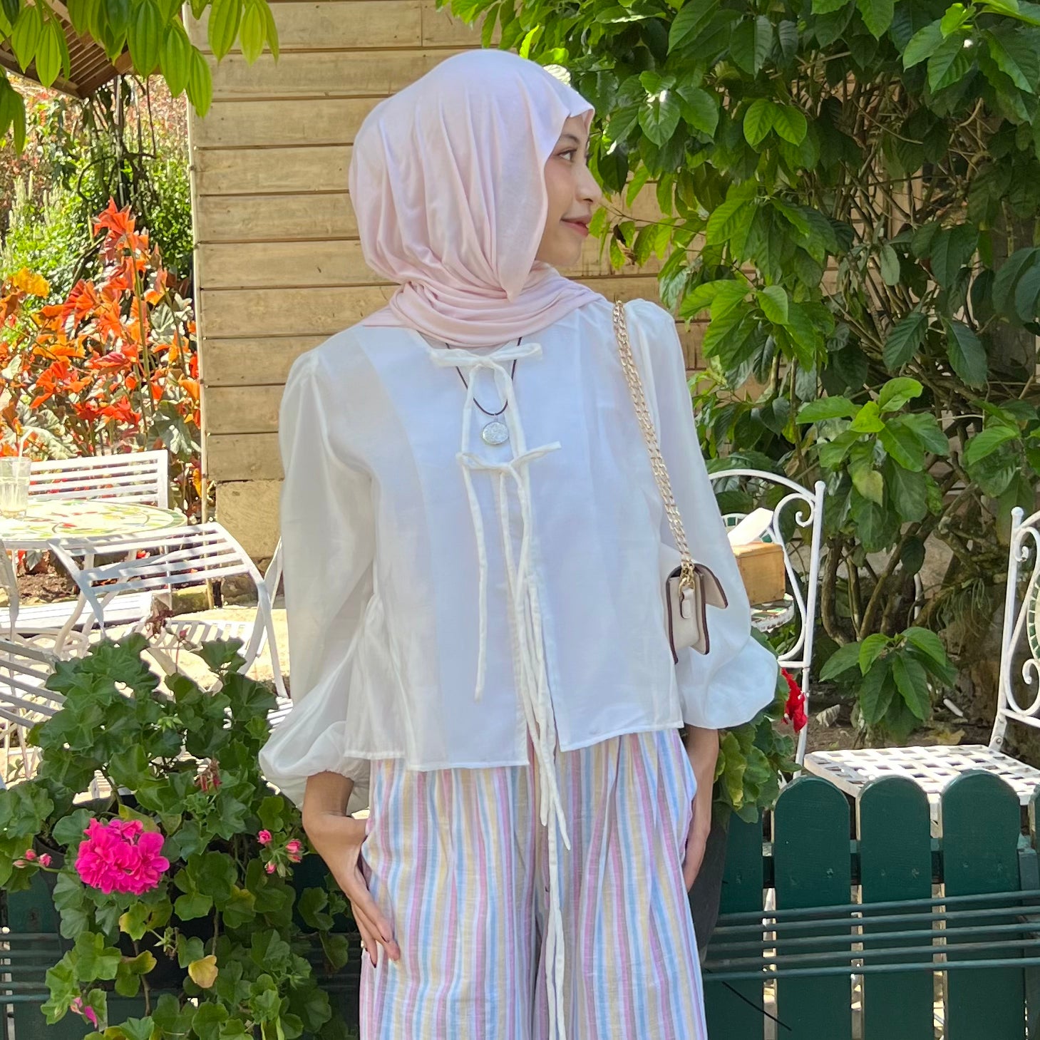 Calla Outer